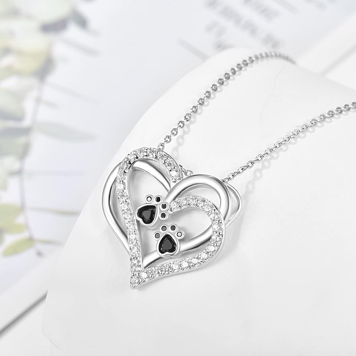 Laddie | Heart Connection Necklace