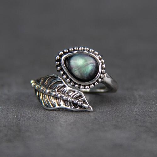 Bruce | Moonstone Leaf Ring